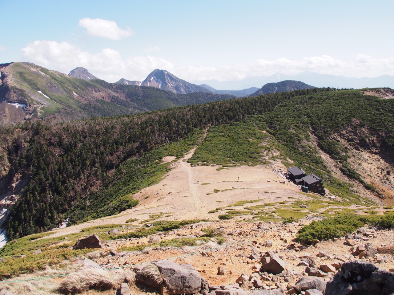 コロナ禍以降5年ぶりに八ヶ岳に登る！テント担いで天狗岳・硫黄岳縦走