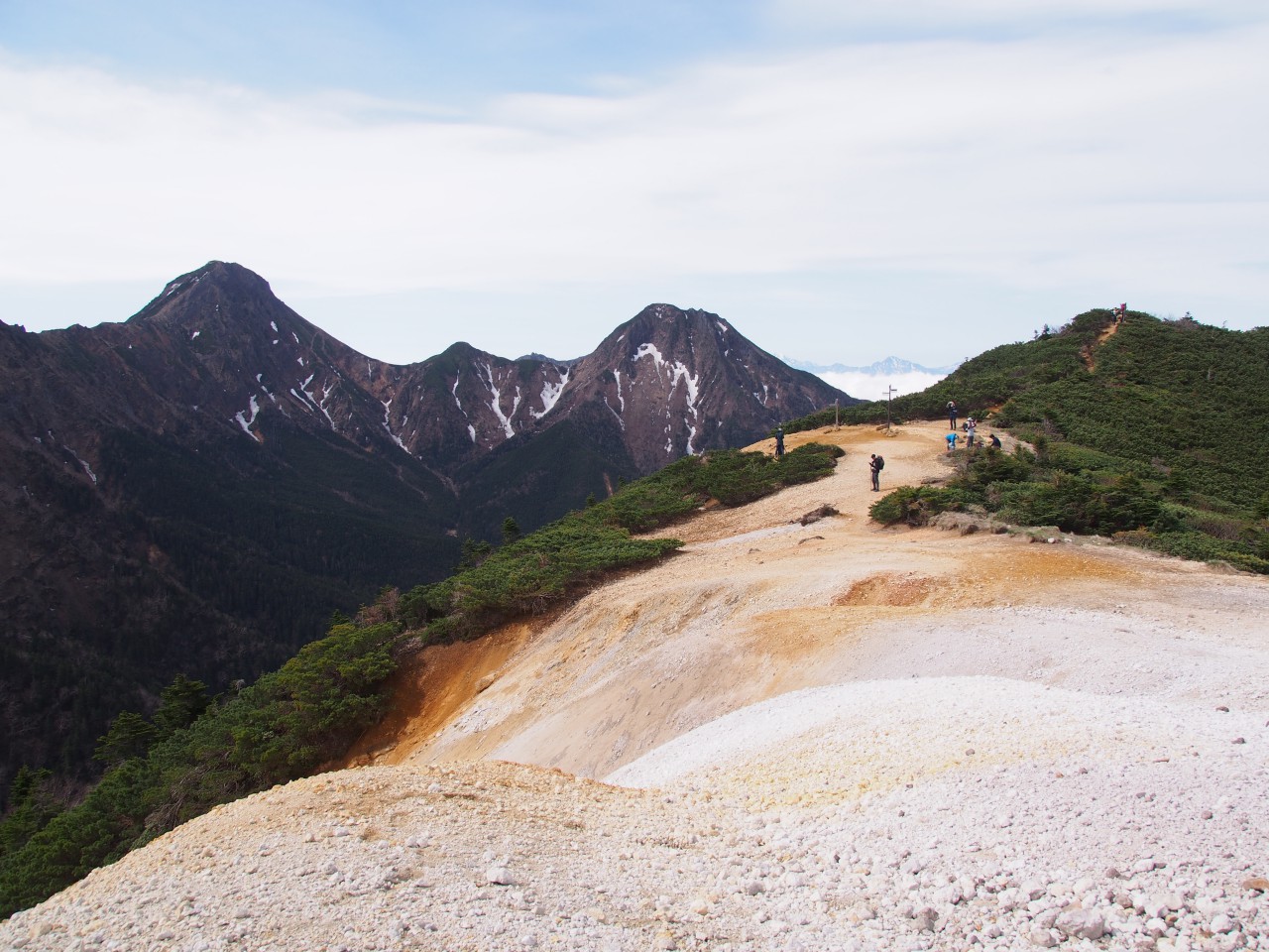 コロナ禍以降5年ぶりに八ヶ岳に登る！テント担いで天狗岳・硫黄岳縦走